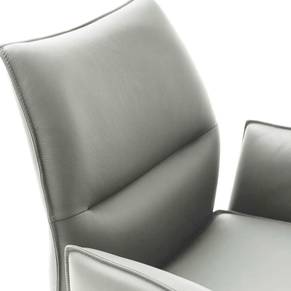 Pharao24 Armlehnstuhl Gowri> Polstermöbel|Lederstühle