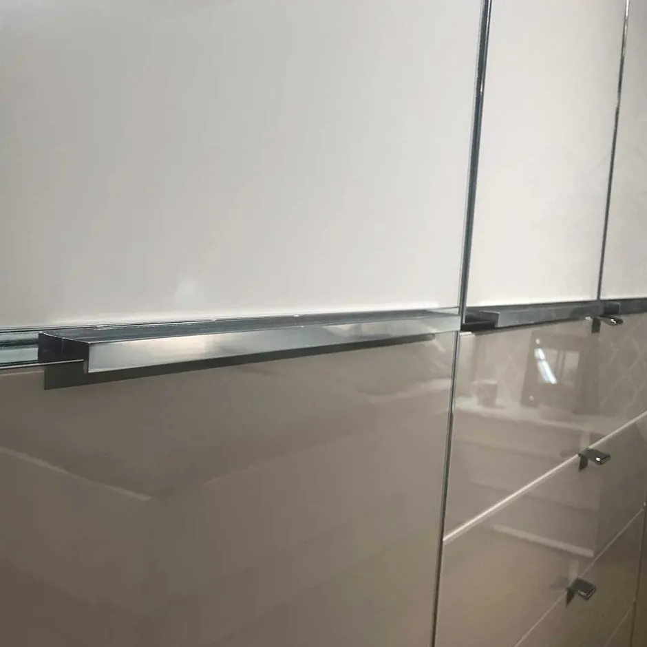 Jugendkleiderschrank*Pharao24 Bicolor Kleiderschrank Latina