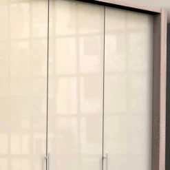 Pharao24 Geräumiger Kleiderschrank Codumenta><noscript><img width=