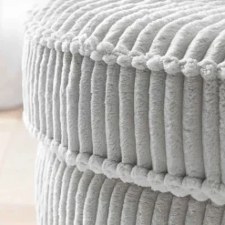 Pharao24 Hellgrauer Drehsessel Mirabal><noscript><img width=