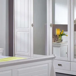 Pharao24 Kiefer Kleiderschrank Pigaro><noscript><img width=