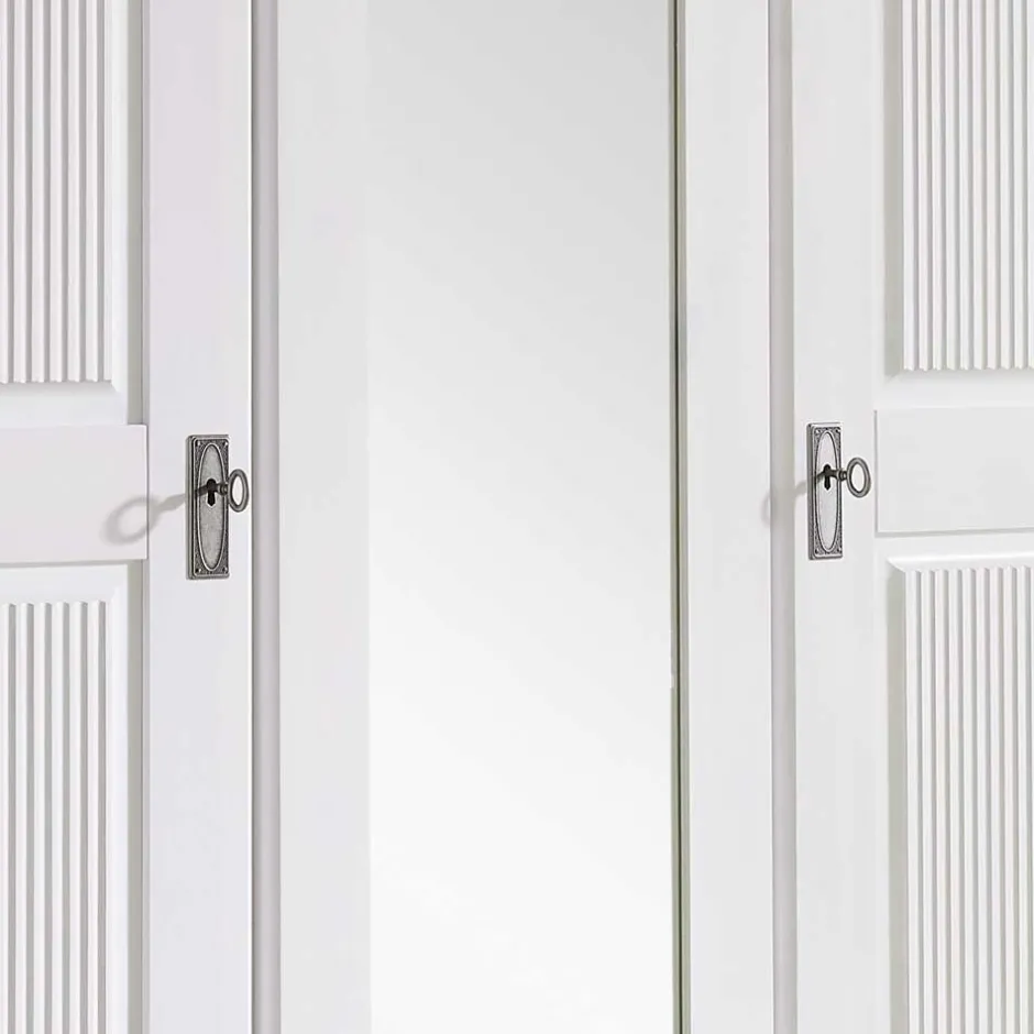 Pharao24 Kleiderschrank Bazna> Massivholzmöbel|Drehtürenschränke