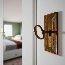 Drehtürenschränke|Massivholz Kleiderschränke*Pharao24 Kleiderschrank Holz Aluko