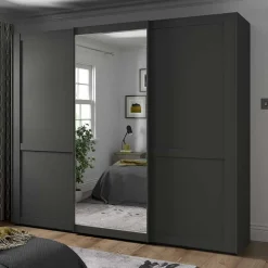 Schiebetürenschränke*Pharao24 Kleiderschrank mit Schiebetüren Hierro