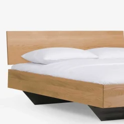 Doppelbetten|Massivholzbetten*Pharao24 Kufen Holzbett mit Nachttischen Driven