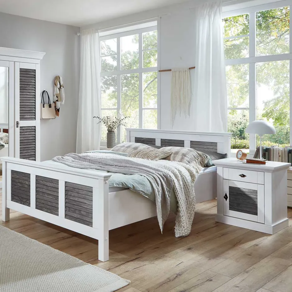 Pharao24 Landhaus Bett Tanydos> Massivholzmöbel|Komfortbetten