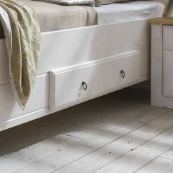 Pharao24 Landhaus Holzbett Bazna><noscript><img width=