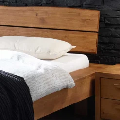 Pharao24 Massivbett Holyok> Massivholzbetten|Balkenbett