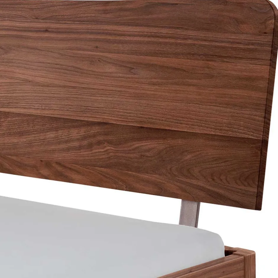 Pharao24 Nussbaum massiv Doppelbett Basilica> Massivholzbetten