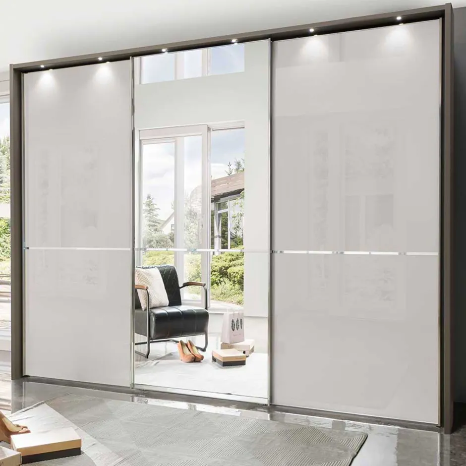 Pharao24 Schwebetürenschrank Reminon> Schiebetürenschränke